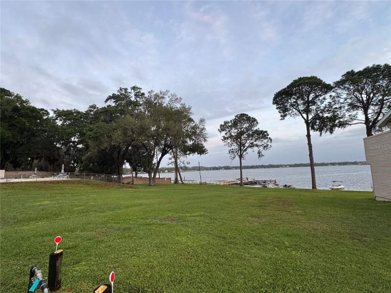 2 bedroom Condominium at 11001 SE Sunset Harbor Road #D21, Loch Harbour Condo Village Inc 21, Summerfield — photo 2