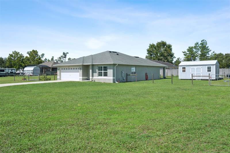 3 bedroom Single Family Residence at 40351 W 1st Avenue, East Umatilla, Umatilla — photo 2