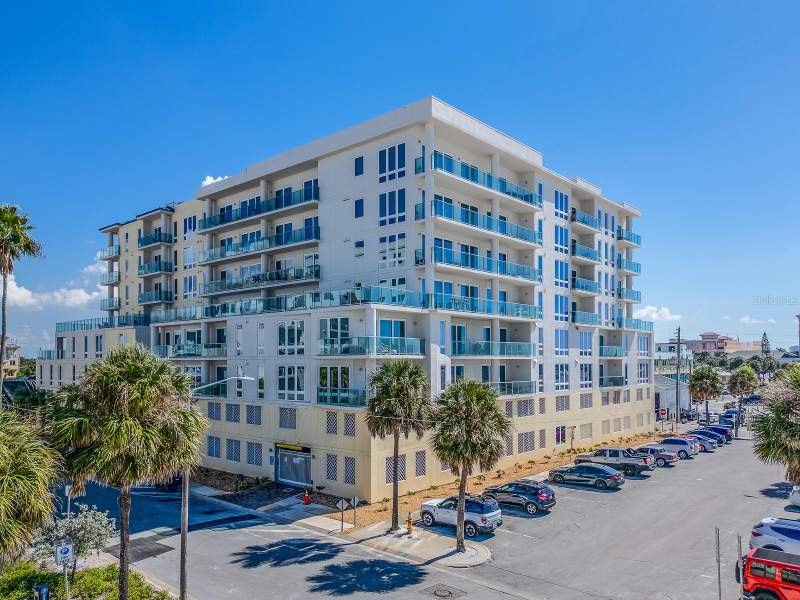 4 bedroom Condominium at 15 Avalon Street #403, Pura Vida Residences Condo, Clearwater Beach — photo 2