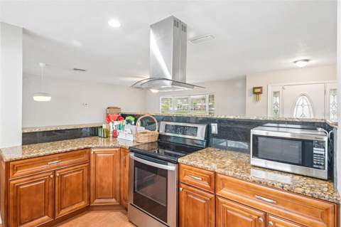 4301 50th Terrace, St Petersburg FL - photo 16 of 38