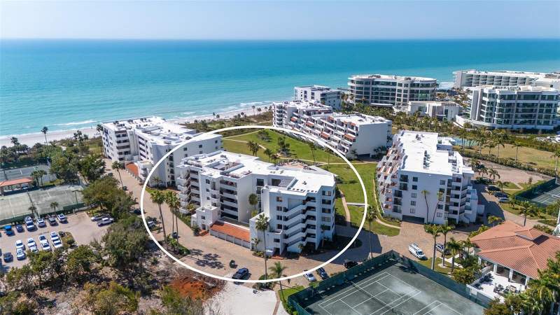 3 bedroom Condominium at 1445 Gulf Of Mexico Drive #101, Players Club III, Longboat Key — photo 3