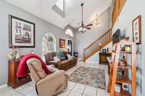 10735 SE Drummond Road, Tampa FL - photo 8 of 34