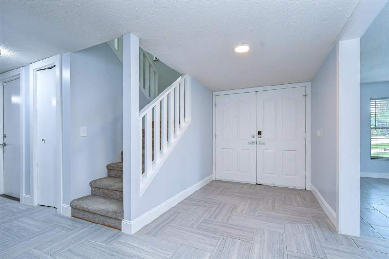 4 bedroom Single Family Residence at 1224 Rainbrook Circle, Bloomingdale, Valrico — photo 5