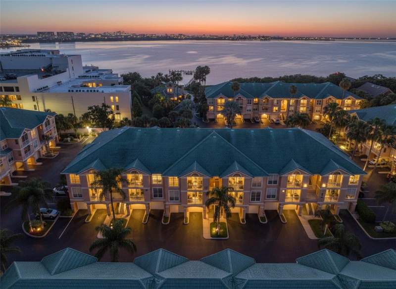 1 bedroom Condominium at 3312 Bay Club Circle #3312, Island Club At Rocky Point A C, Tampa — photo 2