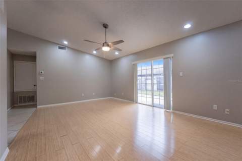 102 Oakridge Court, Sanford FL - photo 6 of 6