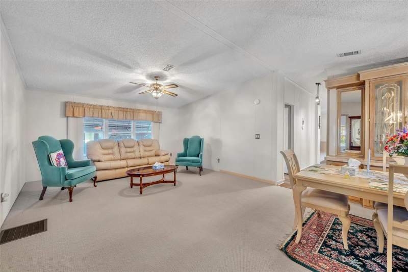 2 bedroom Manufactured Home at 120 Victoria Drive, Sweetwater Golf & Tennis Club, Haines City — photo 5
