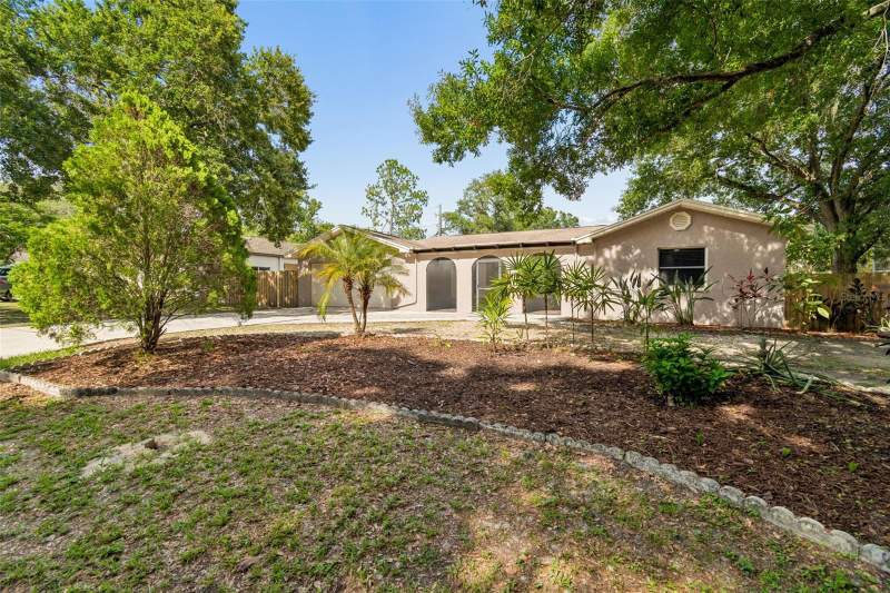 3 bedroom Single Family Residence at 503 Rollingview Drive, Temple Terrace Hills, Temple Terrace — photo 2