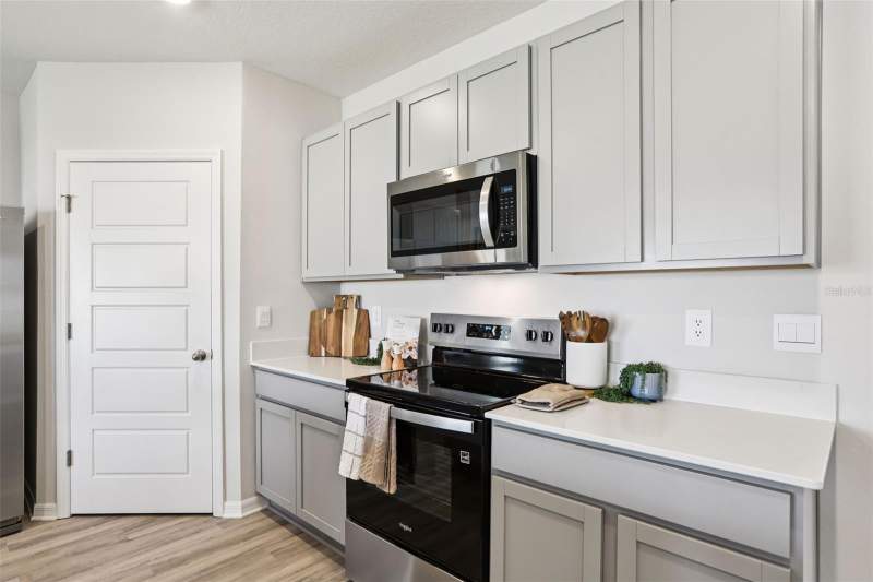 4 bedroom Single Family Residence at 148 Flag Lilly Lane, Magnolia Pointe Phase 1, Umatilla — photo 5