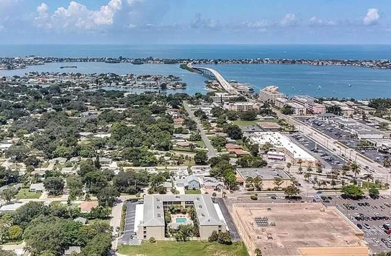 Belleair Gardens Condo