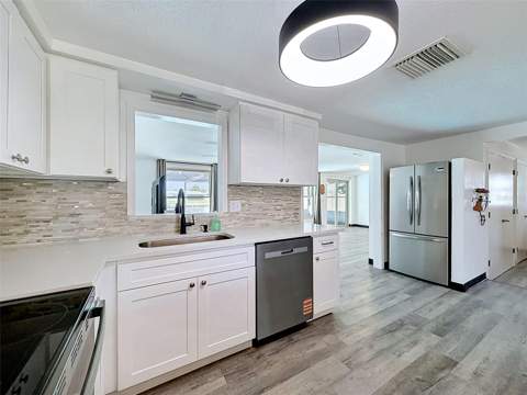 12735 1st Isle, Hudson FL - photo 11 of 68