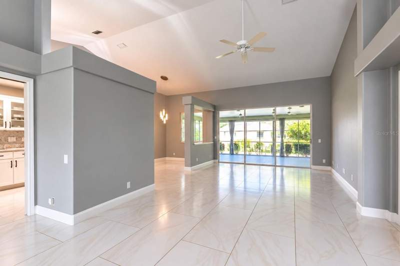 3 bedroom Single Family Residence at 4465 Fairway Oaks Drive, Fairway Oaks First Add, Mulberry — photo 3
