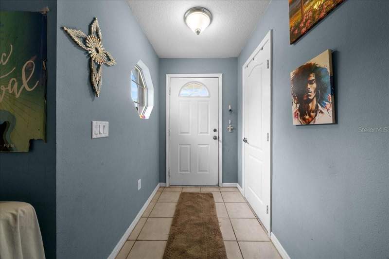 3 bedroom Single Family Residence at 9 Pine Circle Run, Silver Spgs Shores Un 09, Ocala — photo 3