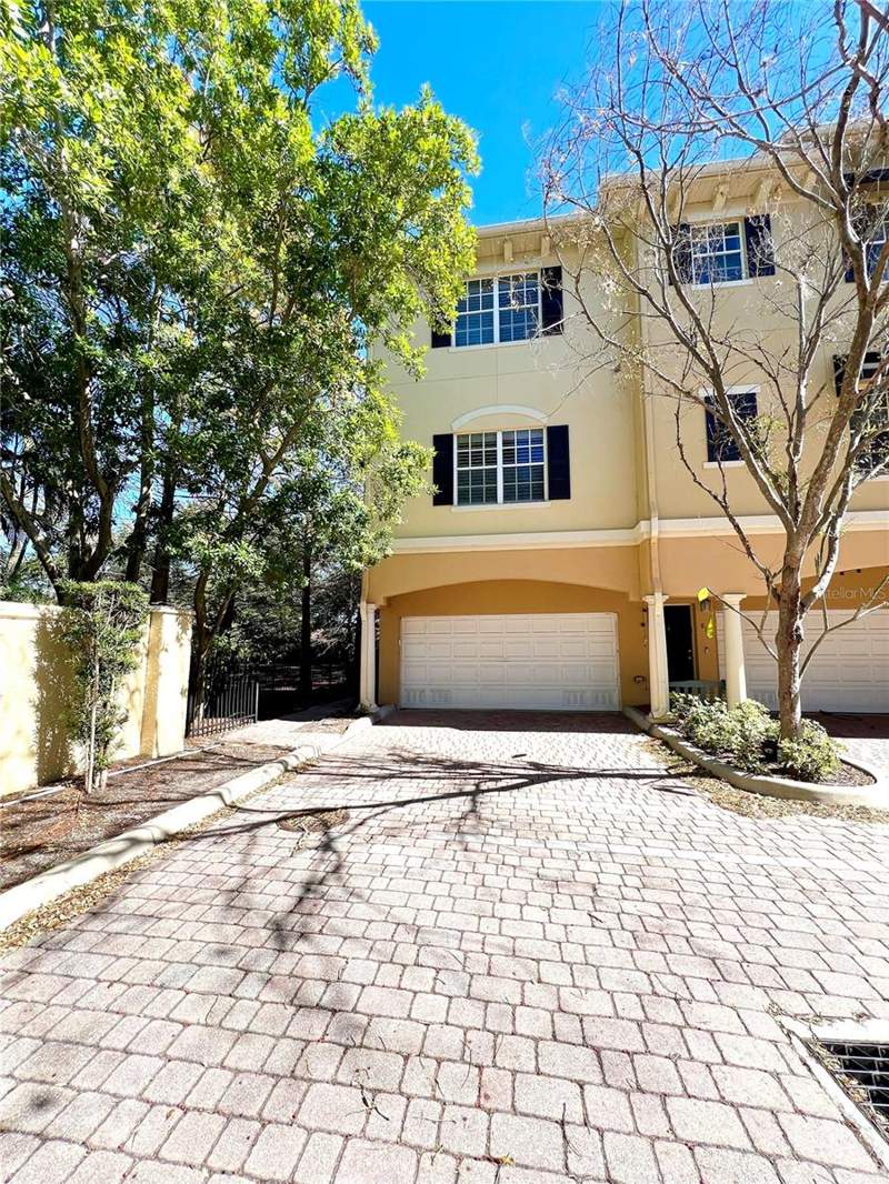 2 bedroom Townhouse at 809 Harbor Oak Lane, Murphys Place, Clearwater — photo 2