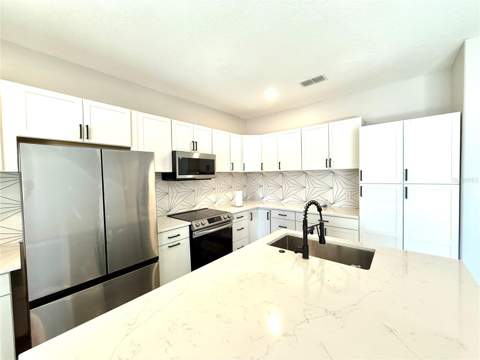 2054 Blairmoor Place, Apopka FL - photo 10 of 33