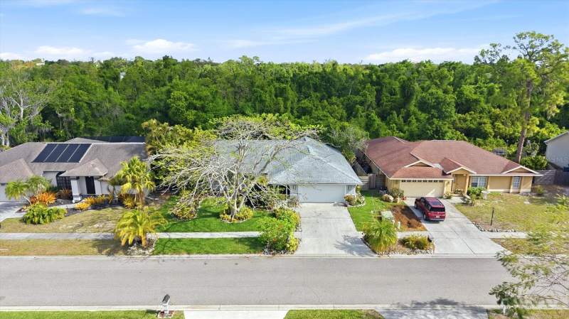 3 bedroom Single Family Residence at 5599 Wilde Oak Way, Colonial Oaks, Sarasota — photo 5
