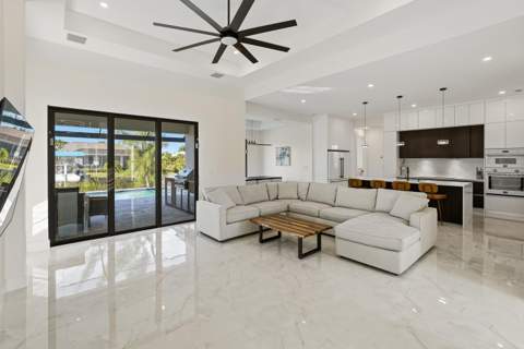 10860 McAlester Circle, Port Charlotte FL - photo 13 of 82