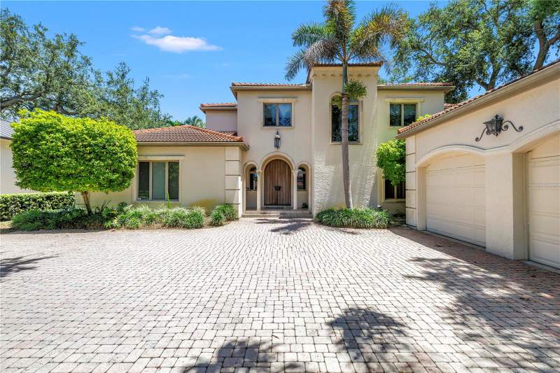 3 bedroom Single Family Residence at 1524 BRIGHTWATERS BOULEVARD, SNELL ISLE BRIGHTBAY, ST PETERSBURG — photo 4