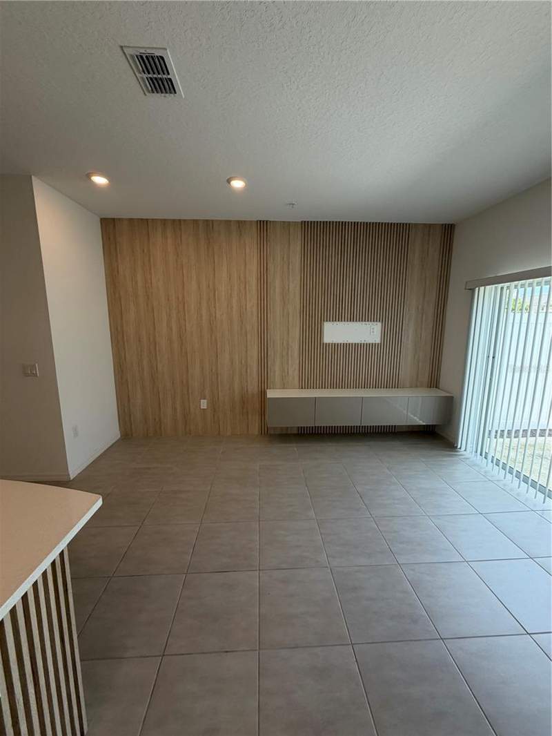 3 bedroom Townhouse at 4870 Spangle Drive, The Townhomes At Anthem Park, St Cloud — photo 3