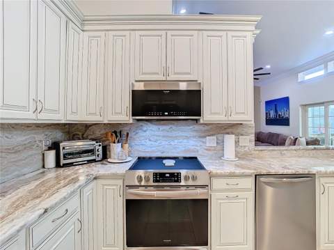 8707 Fernwicke Court, Orlando FL - photo 10 of 61