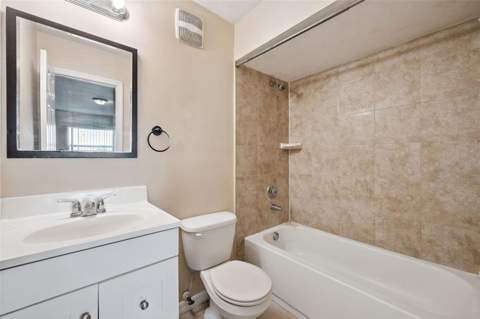 2401 Barley Club Court #2, Orlando FL - photo 12 of 49