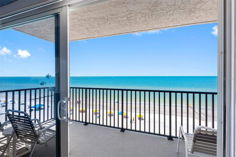 2 bedroom Condominium at 14300 Gulf Boulevard #501, Kima Condo, Madeira Beach — photo 4