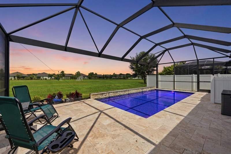 5 bedroom Single Family Residence at 3583 Secret Stroll Drive, Hidden Crk Ph 1, Sarasota — photo 2