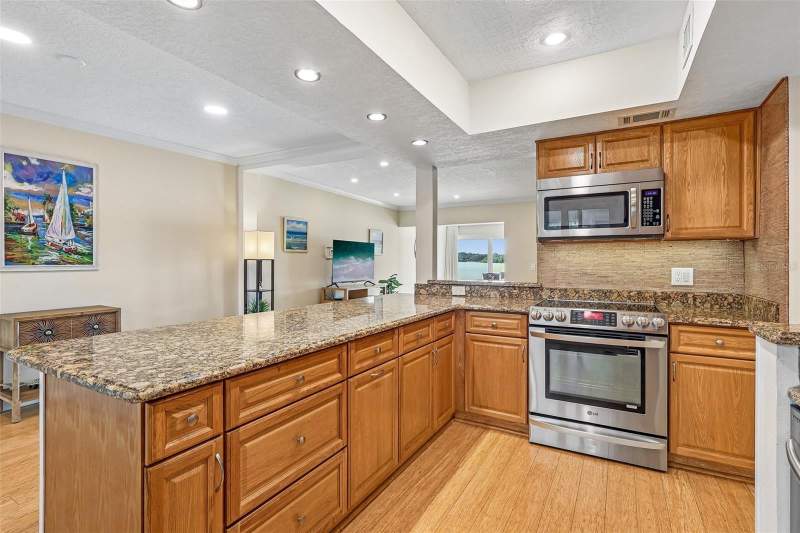 2 bedroom Condominium at 632 Desoto Drive #632, Sausalito, Casselberry — photo 5