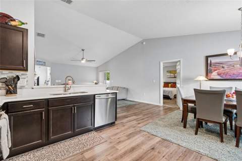6917 Gideon Circle, Zephyrhills FL - photo 14 of 58