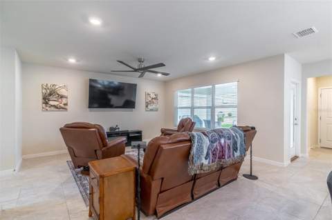 6074 Windy Leaf Alley, St Cloud FL - photo 13 of 57