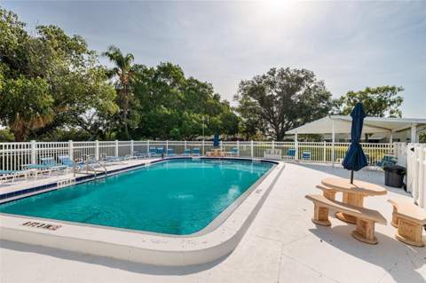 4580 Overlook Drive #190, St Petersburg FL - photo 16 of 44