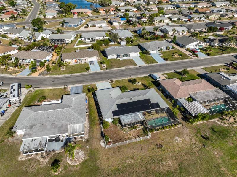 4 bedroom Single Family Residence at 672 Allegheny Drive, Del Webbs Sun City Florida Un, Sun City Center — photo 5