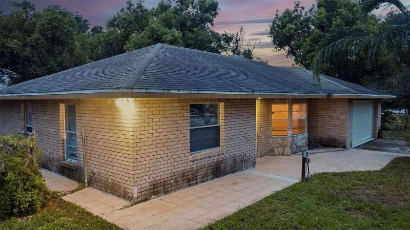 3 bedroom Single Family Residence at 1098 E De Carlo Drive, Deltona Lakes Unit 27, Deltona — photo 5