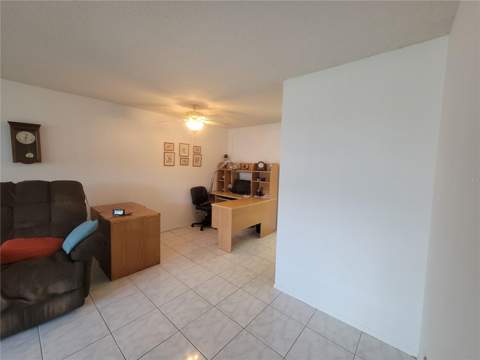 4915 Bay Street #122, St Petersburg FL - photo 9 of 41