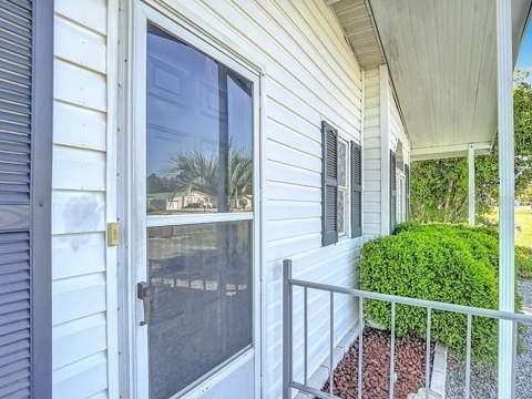15116 Brookridge Boulevard, Brooksville FL - photo 10 of 48