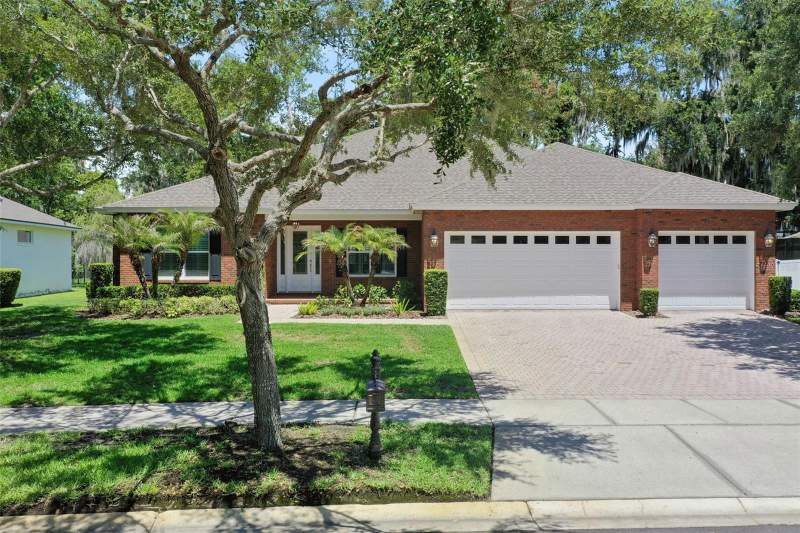 Lake Cove Pointe