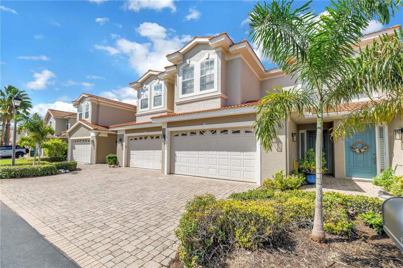 1344 RIBOLLA DRIVE home for sale in Villas Of San Marino At Palm Harbor