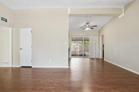 5312 Coventry Drive, Orlando FL - photo 10 of 38
