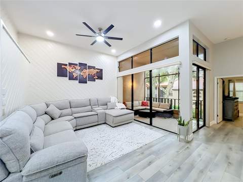 1275 Saint Tropez Circle #1275, Orlando FL - photo 6 of 6