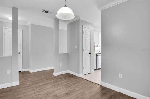 18245 Bridle Club Drive, Tampa FL - photo 15 of 33