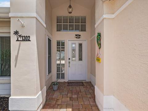 1302 Henry Avenue, Spring Hill FL - photo 8 of 63