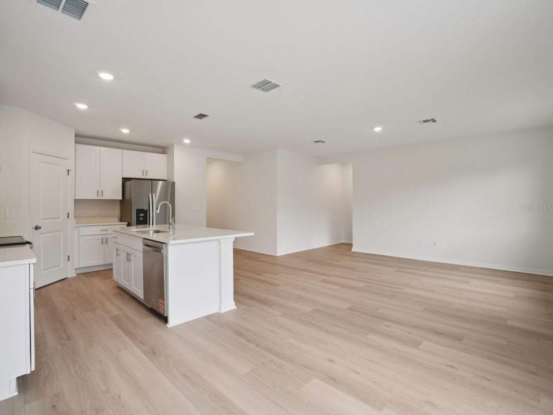 4 bedroom Single Family Residence at 3448 Moscato Drive, Benton Hills, Brooksville — photo 5