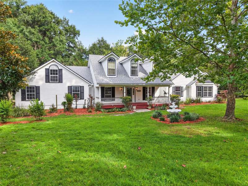 4 bedroom Single Family Residence at 17931 SE County Road 234, Glenellen, Micanopy — photo 1