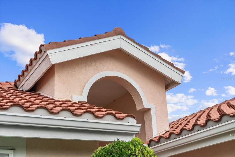 3 bedroom Single Family Residence at 5815 Fairwoods Circle, Fairway Lakes At Palm Aire, Sarasota — photo 5