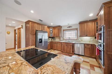 30904 Deal Drive, Sorrento FL - photo 11 of 27