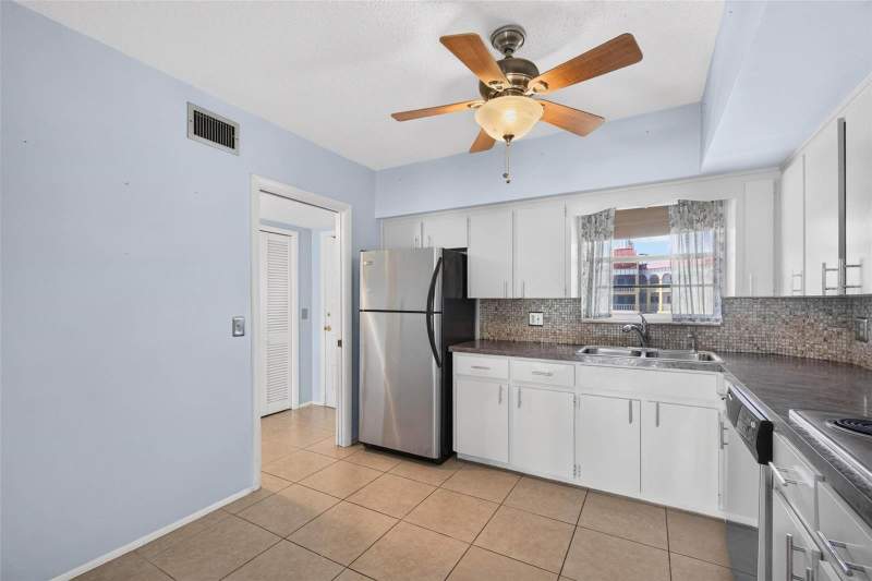 2 bedroom Condominium at 2410 Franciscan Drive #60, On Top Of The World, Clearwater — photo 5
