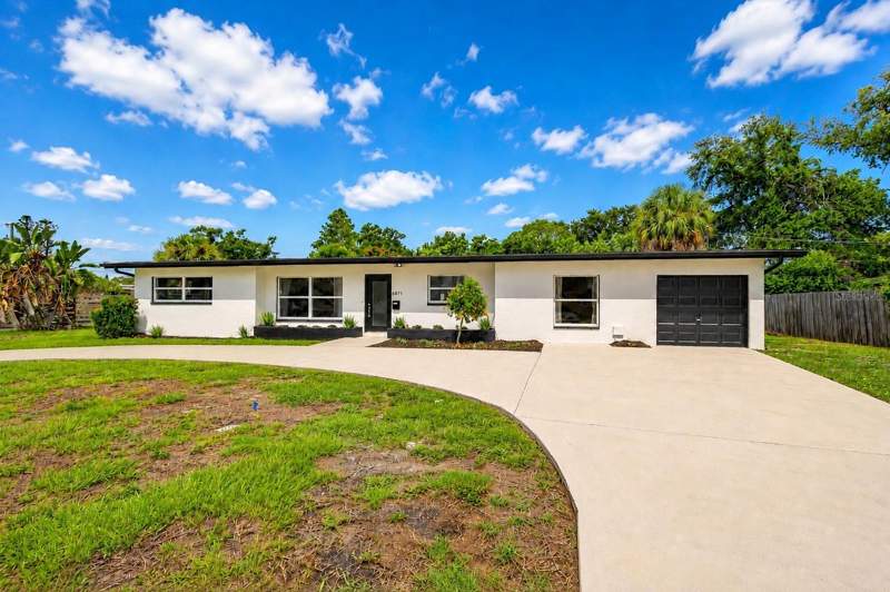 4 bedroom Single Family Residence at 6871 4th Street, Harbor Lights Blk 3 Rep, St Petersburg — photo 2