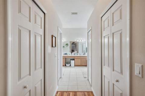 4641 Rolling Green Drive, Wesley Chapel FL - photo 24 of 45