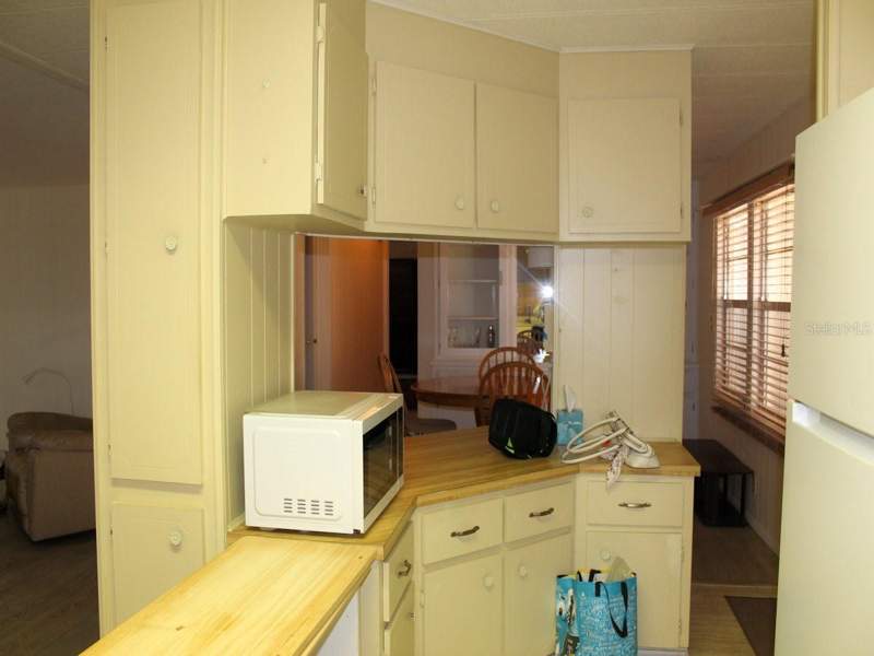 2 bedroom Manufactured Home at 476 Needle Palm Street, Palm Hill Mobile Home Park Unrec, Largo — photo 4