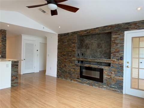 18593 Bridle Club Drive, Tampa FL - photo 14 of 57
