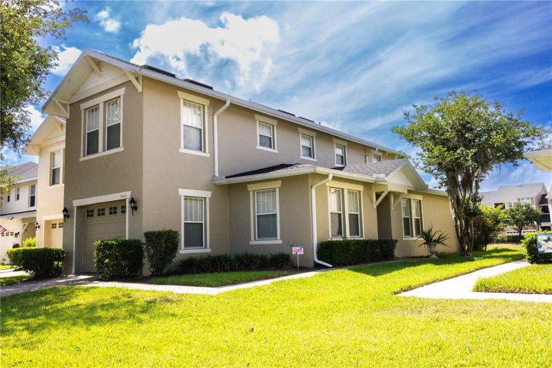  home for sale in Crowntree Lakes